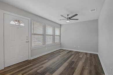 328 W Munson St, Denison, TX 75020 - photo 5