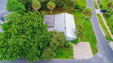 817 SW Saint Lucie Crescent, Stuart, FL 34994 - photo 5