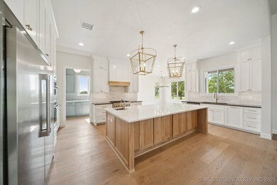 17623 E White Tail Cove, Owasso, OK 74055 - photo 4