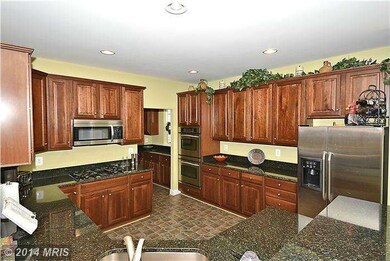 23207 Tall Poplar Dr, Clarksburg, MD 20871 - photo 6