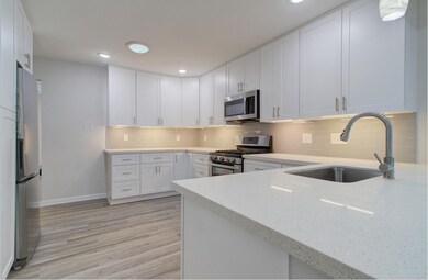 5704 Darling St, Houston, TX 77007 - photo 5