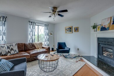 5 Rollins Ct, Merrimack, NH 03054 - photo 3