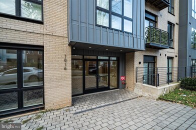 1016 17th Place NE unit 7, Washington, DC 20002 - photo 3