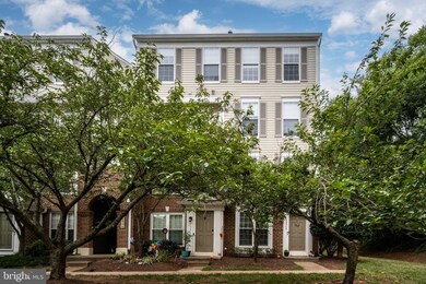 46948 Courtyard Square, Sterling, VA 20164 - photo 3