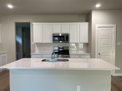 521 Whispering Winds Trail, McKinney, TX 75071 - photo 2