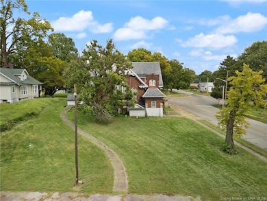 200 W Park Place, Jeffersonville, IN 47130 - photo 6