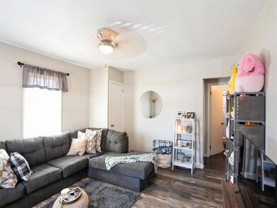 510 N 6th Ave E, Newton, IA 50208 - photo 6