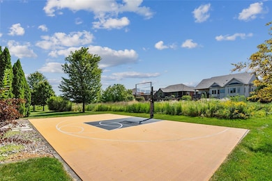 9524 Wickham Dr, Johnston, IA 50131 - photo 7