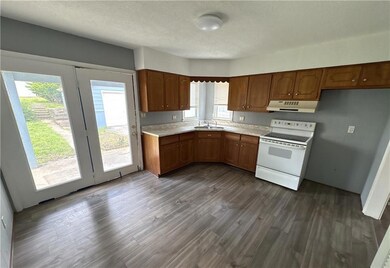 809 S Carlisle Ave, Independence, MO 64054 - photo 6