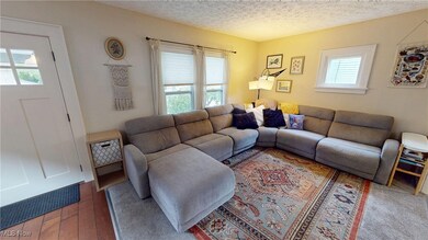 1639 Union St, Cuyahoga Falls, OH 44221 - photo 7