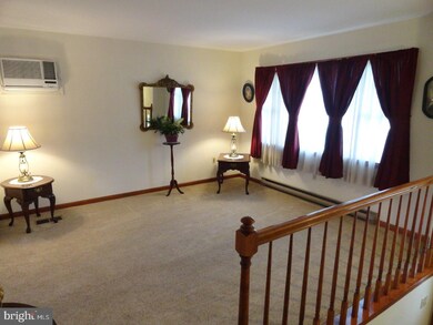157 Mensch Dr, Bechtelsville, PA 19505 - photo 7