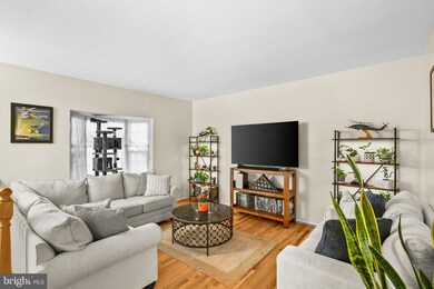 2418 Ridgehampton Ct, Reston, VA 20191 - photo 6