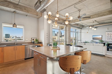 The Beat at Southside Station unit 705, Dallas, TX 75215 - photo 3