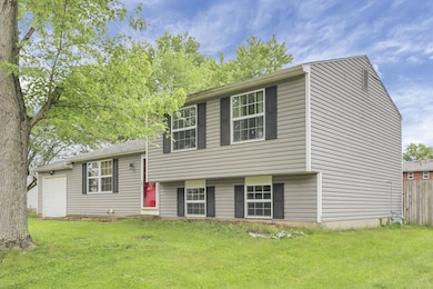 8055 Eliot Dr, Reynoldsburg, OH 43068 - photo 3