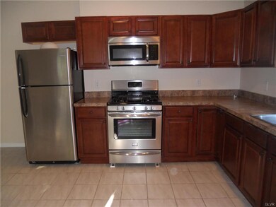 738 George St, Pen Argyl, PA 18072 - photo 5