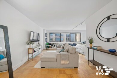 Chelsea Lane unit 11NS, New York, NY 10011 - photo 2