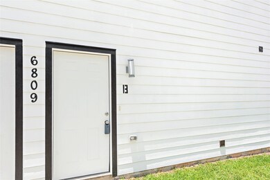 6809 Glass St unit B, Houston, TX 77016 - photo 2