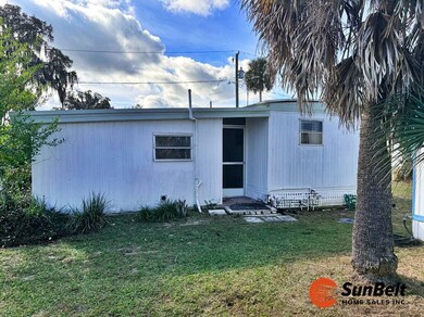 413 Oak Dr, Leesburg, FL 34788 - photo 4