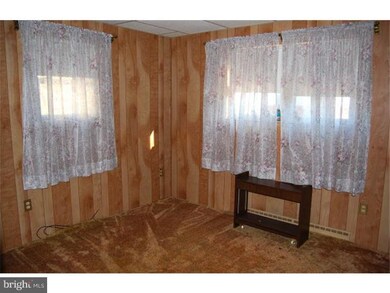 3211 Fulton St, Reading, PA 19605 - photo 7