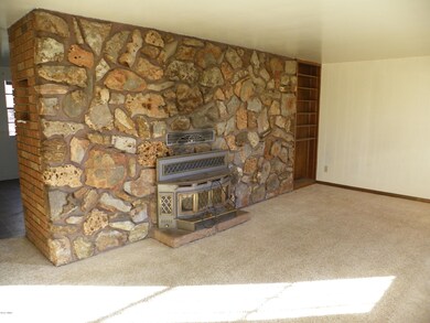 163  3rd West 005