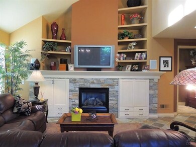 19391 Blue Lake Loop, Bend, OR 97702 - photo 3