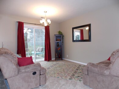 8106 Apple Valley Dr, Louisville, KY 40228 - photo 7