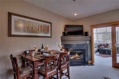 Living/Dining Area