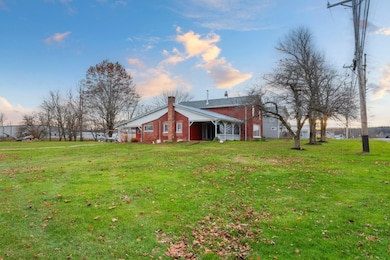 403 W 3rd St, Waterford, PA 16441 - photo 3