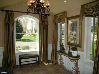 175 Deacon Dr, Norristown, PA 19403 - photo 5