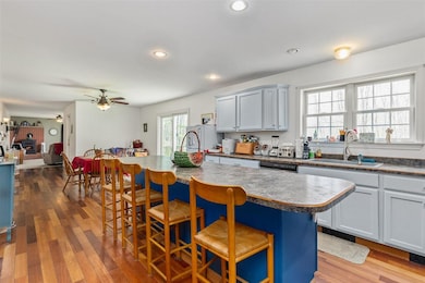 18 Maple Ave, Newton, NH 03858 - photo 5