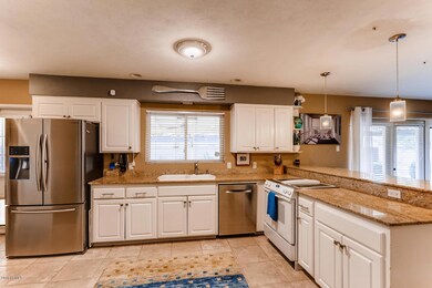 4101 E Coolidge St Phoenix AZ-large-003-