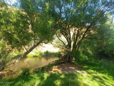public access to Oak Creek
