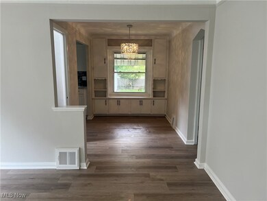 5200 Clement Ave, Maple Heights, OH 44137 - photo 4