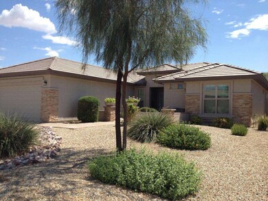 LARGE FRONT YARD
