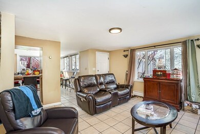 31 Union Ct, Lynn, MA 01902 - photo 2