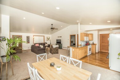 960 E 9th St, Craig, CO 81625 - photo 4