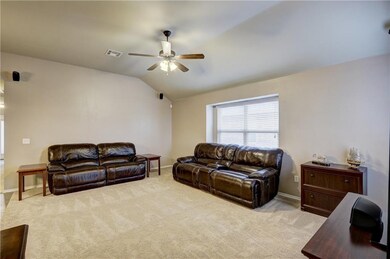 19721 Vista Ave, Edmond, OK 73012 - photo 5