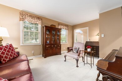 279 McKenna Creek Dr, Columbus, OH 43230 - photo 5