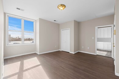 5 Oak St unit 5, Weehawken, NJ 07086 - photo 3