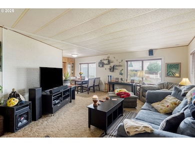 5422 Portland Rd NE unit 56, Salem, OR 97305 - photo 7