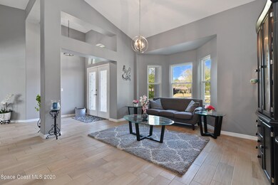 04 Living Room