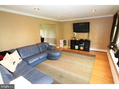 1175 Taylor Dr, Langhorne, PA 19047 - photo 2