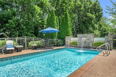 2901 Fairfax Ln, Lexington, KY 40509 - photo 3