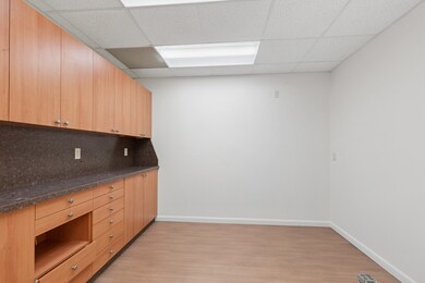 340 W 72nd St unit 1N, New York, NY 10023 - photo 7