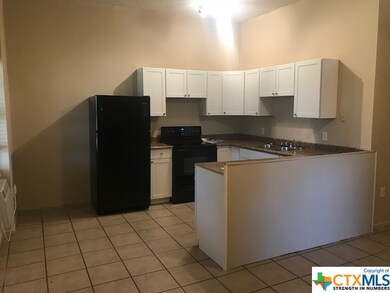 1410 Marlton St unit 1, San Marcos, TX 78666 - photo 2