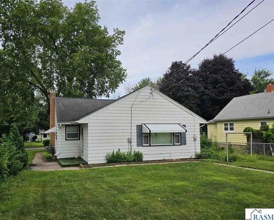 806 N Payne St, New Ulm, MN 56073 - photo 3