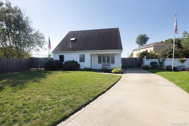 31 Parente Ln N, Island Park, NY 11558 - photo 4