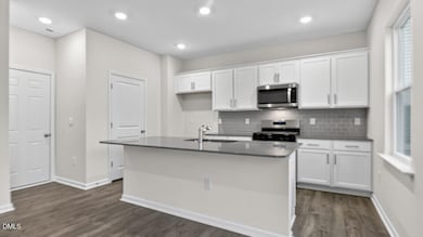 140 Pisgah St, Sanford, NC 27330 - photo 7