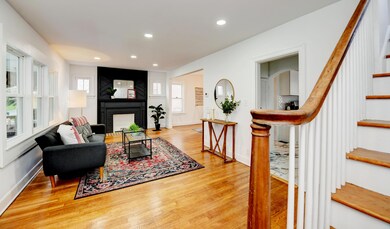 Living Room (4)