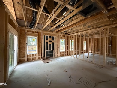 201 Tuskeegee Dr, Smithfield, NC 27577 - photo 2